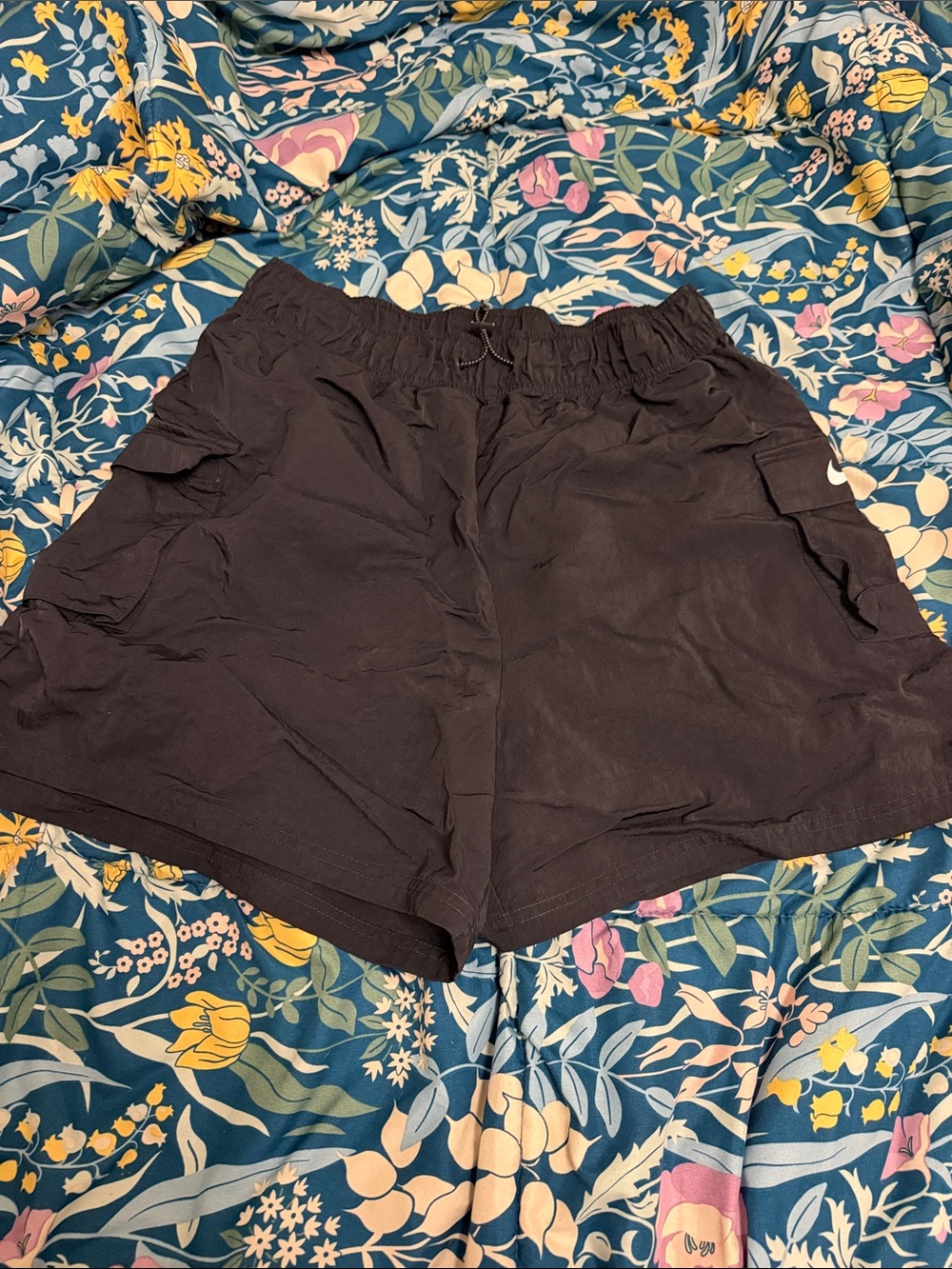 Nike Black Women's Cargo Shorts with Elastic Waist